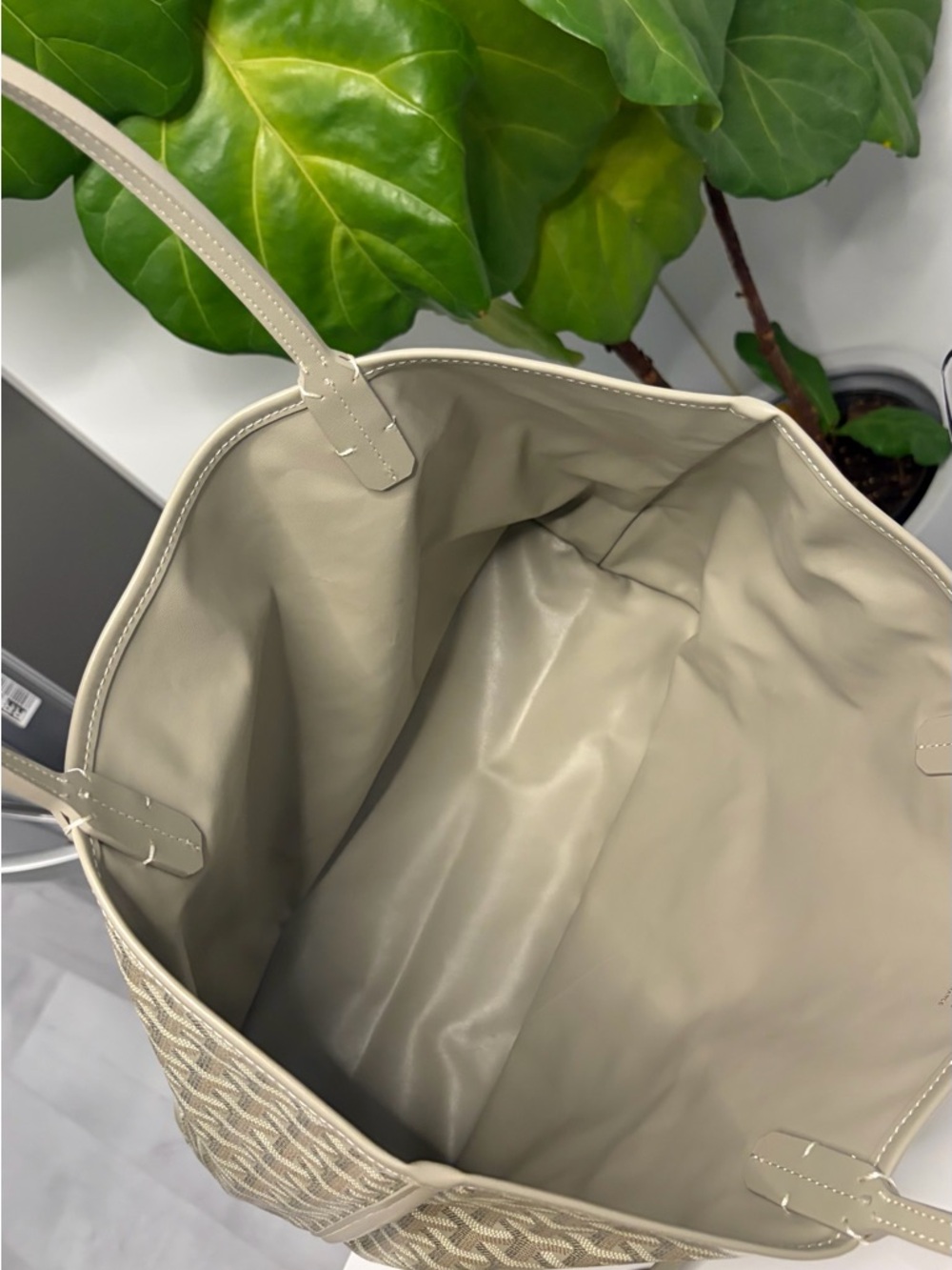 Goyard St. Louis PM Tote Bag - Picture 8 of 14